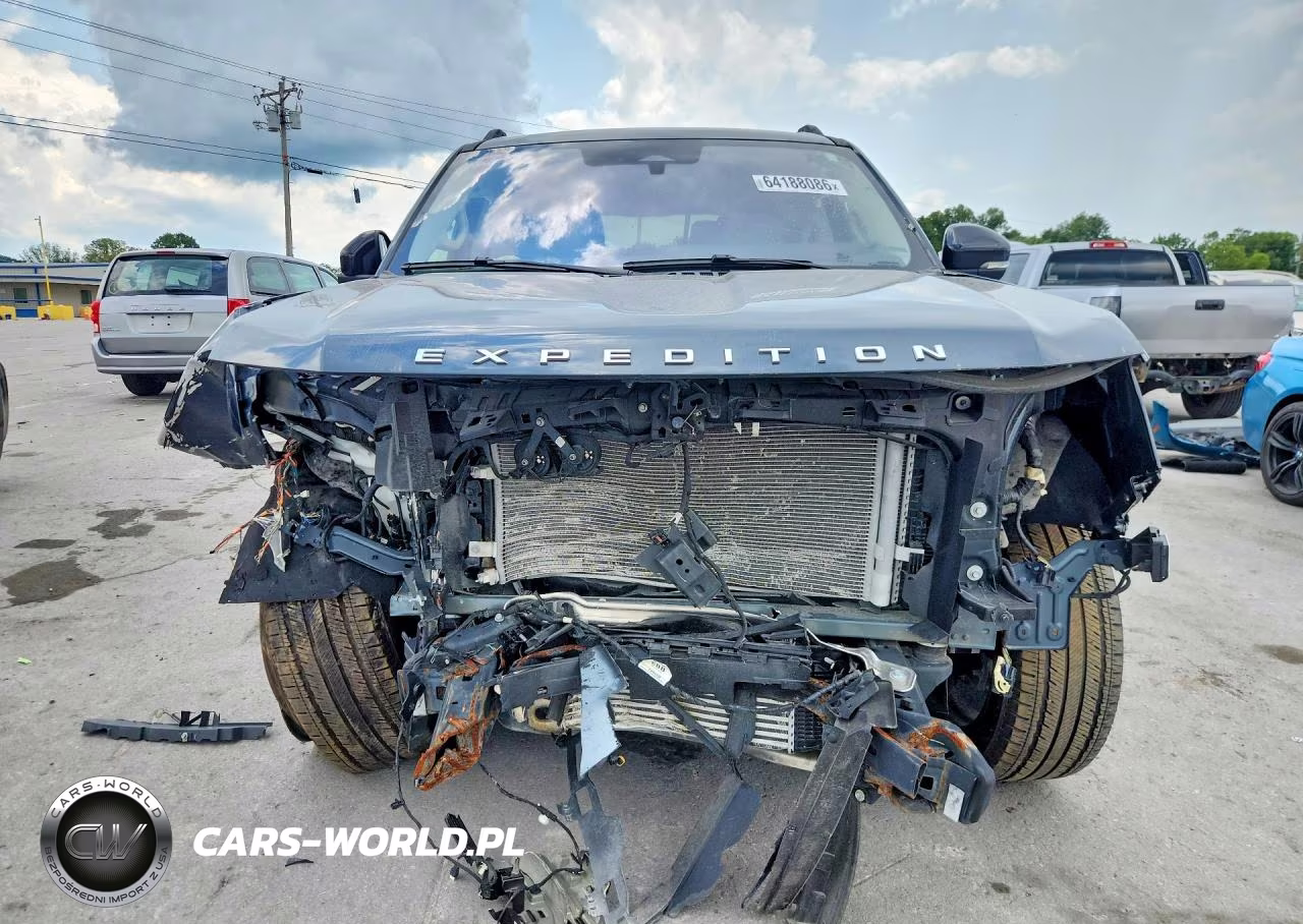 2025 Ford Expedition Platinum VIN:1FMJU1M86SEA00956 - 5