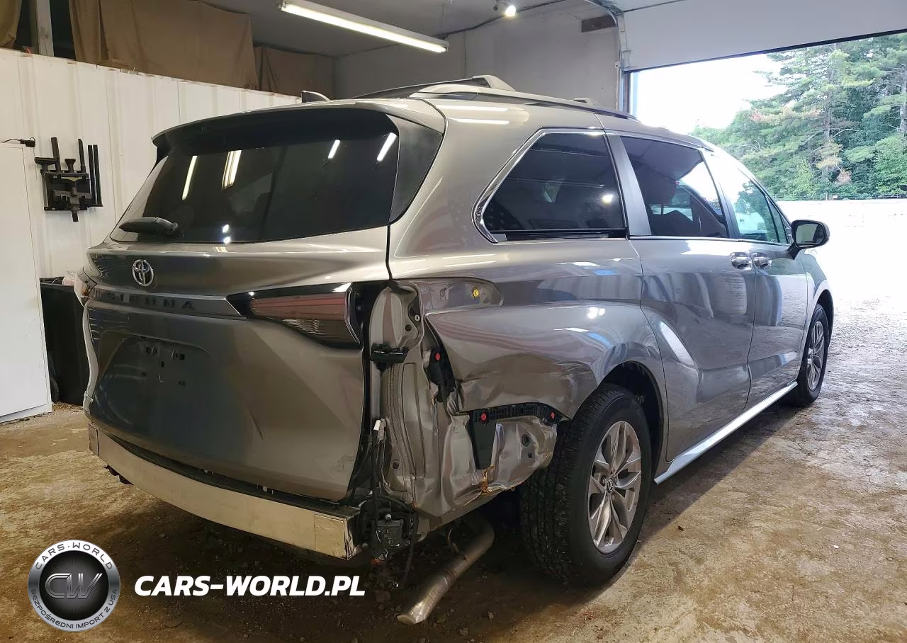 2026 Toyota Sienna Le VIN:5TDKSKFC6TS240493 - 3