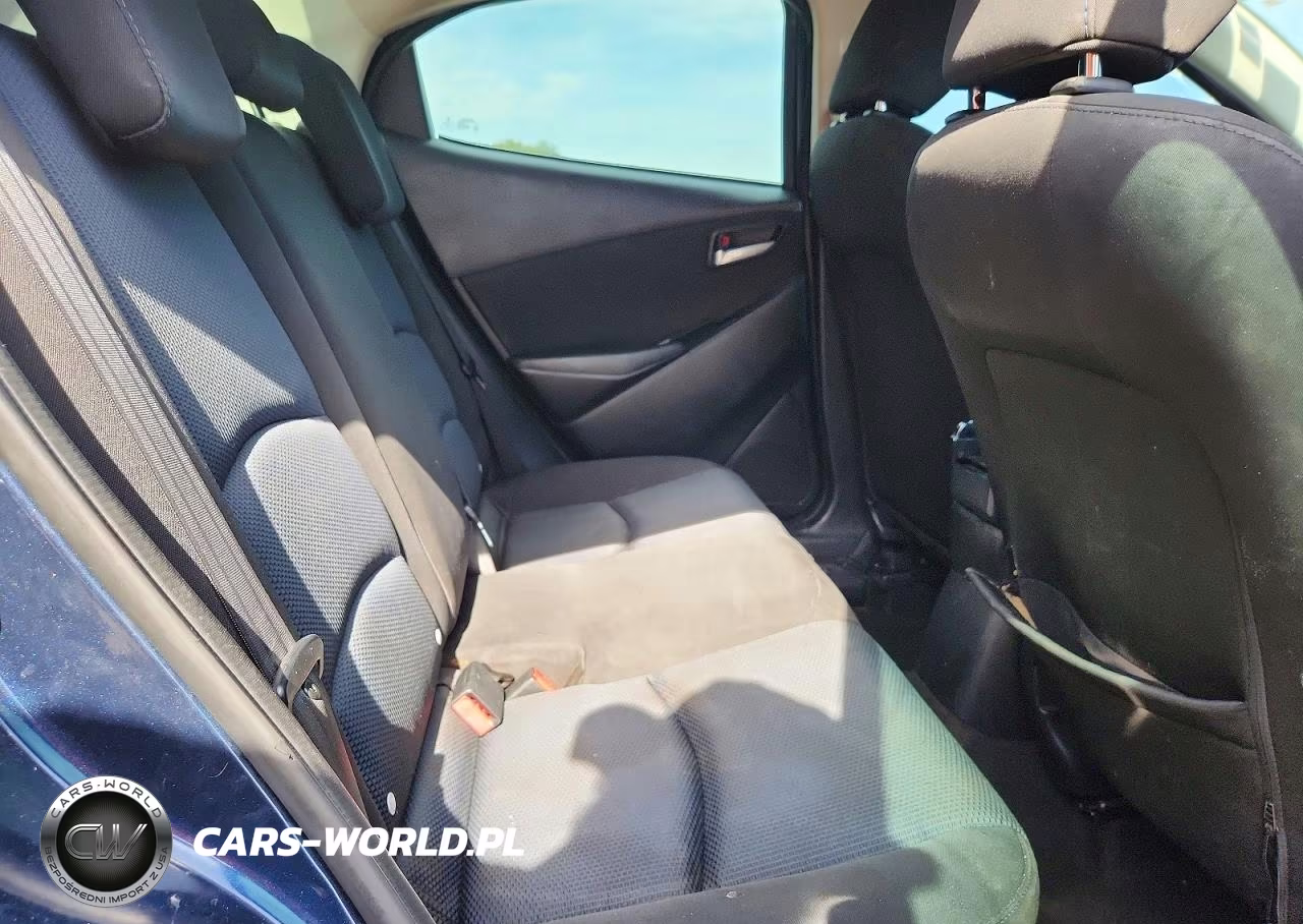 2017 Toyota Yaris Ia Base VIN:3MYDLBYV9HY147201 - 10