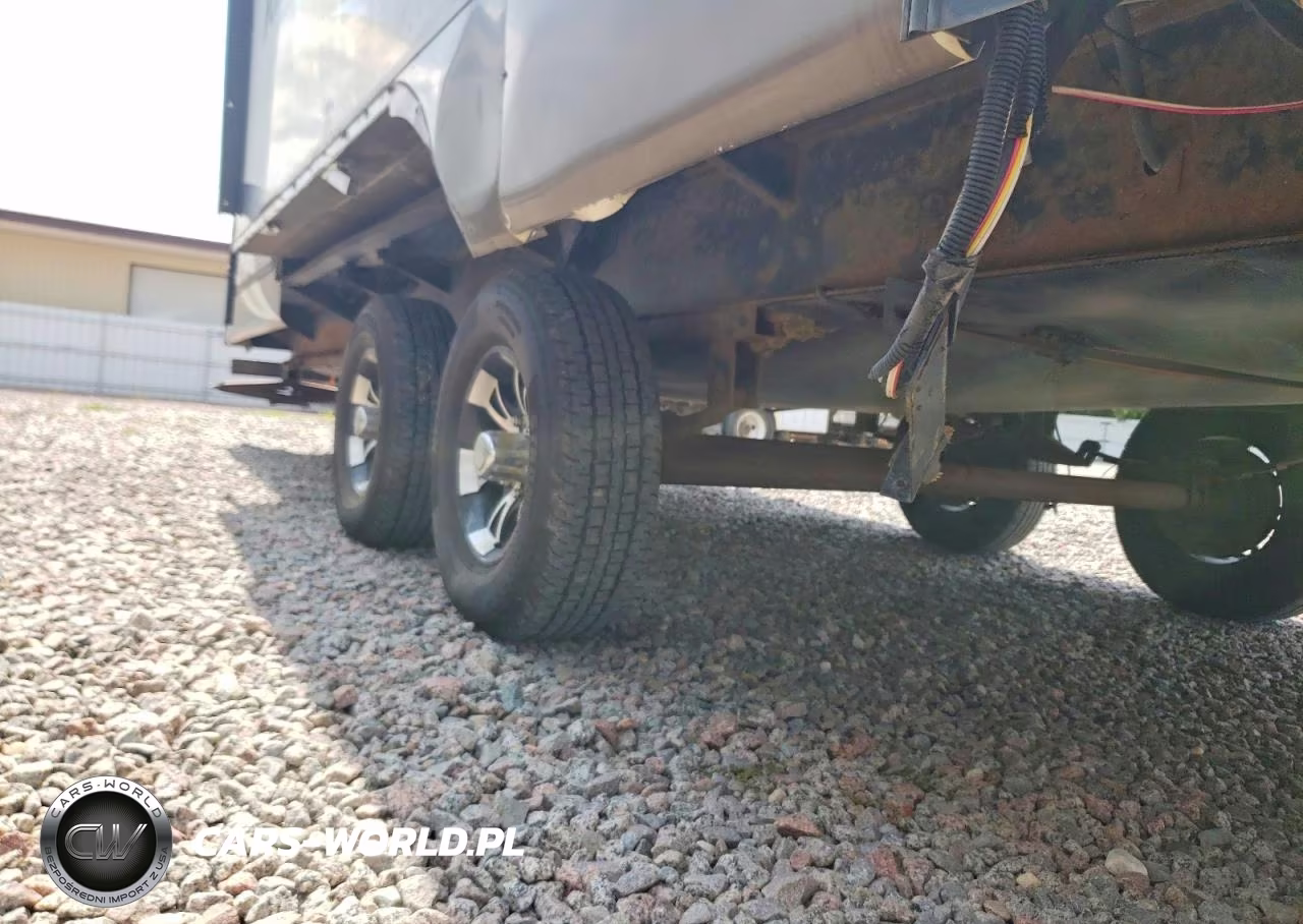2017 Forest River Wildcat Camper VIN:5ZT2WCZB8HB400349 - 9
