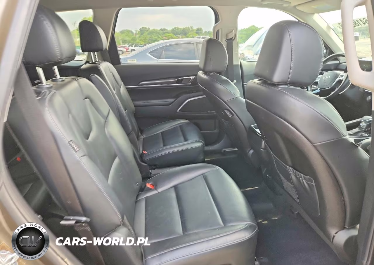 2025 Kia Telluride S VIN:5XYP6DGC0SG585874 - 11