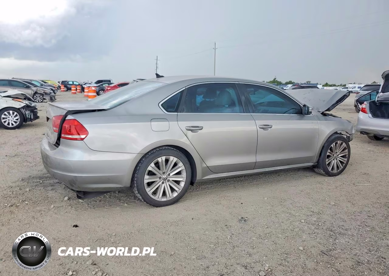 2012 Volkswagen Passat Se VIN:1VWBH7A30CC110078 - 3