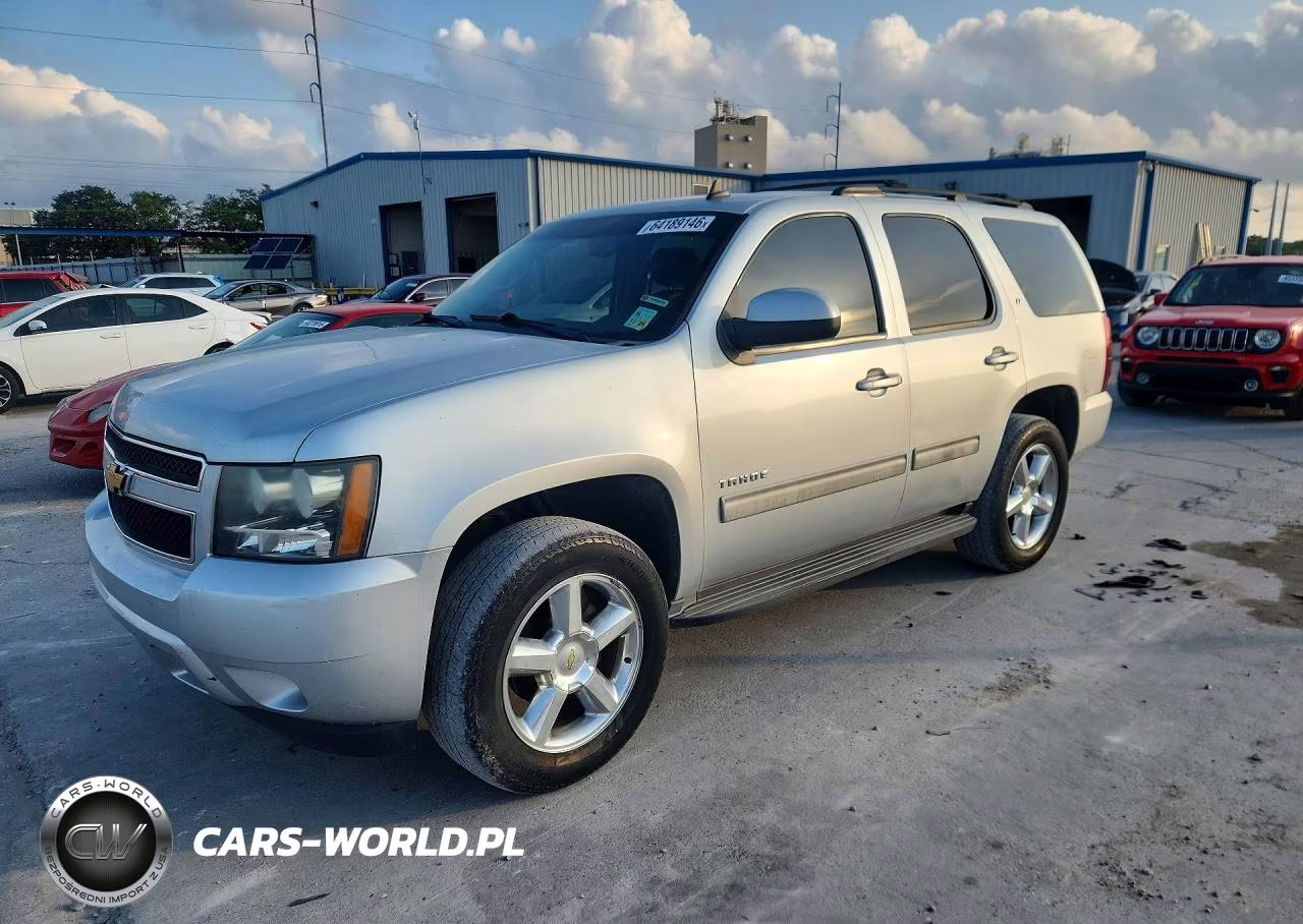 2014 Chevrolet Tahoe C1500 Lt – zdjęcie 1 z 13