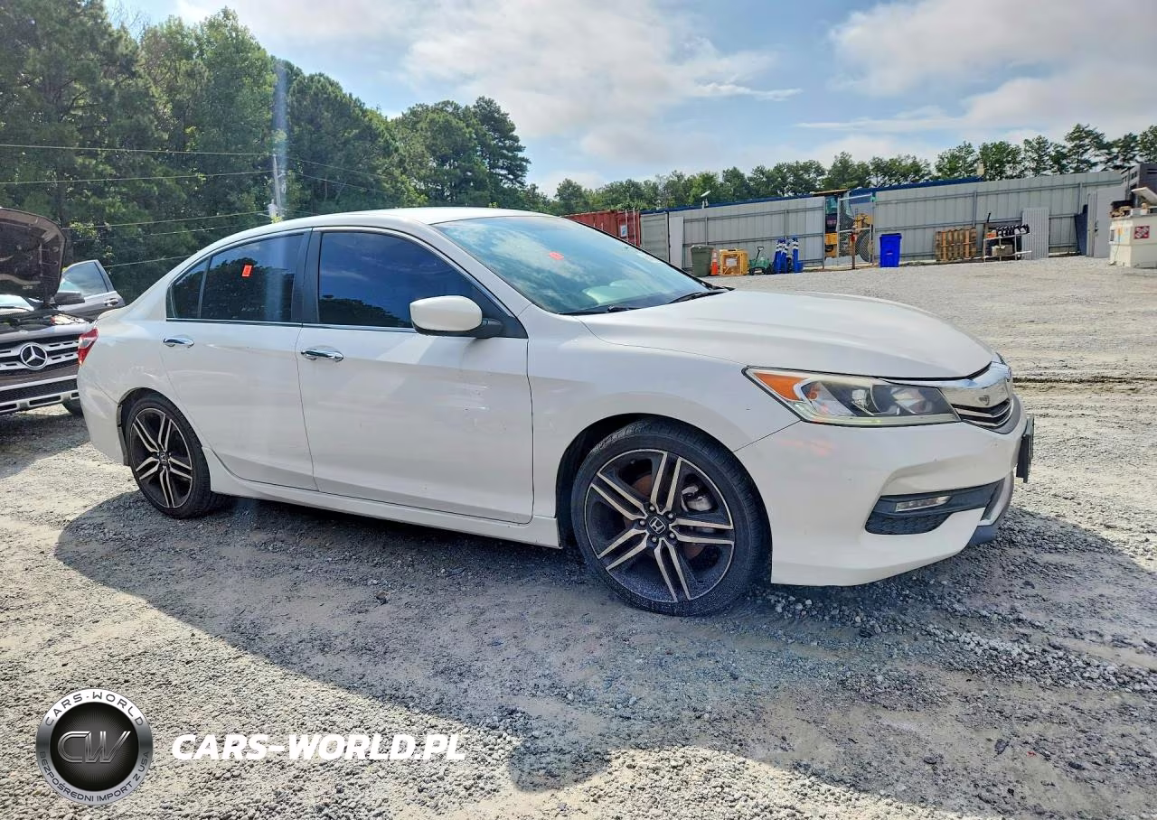 2016 Honda Accord Sport VIN:1HGCR2F51GA147354 - 4