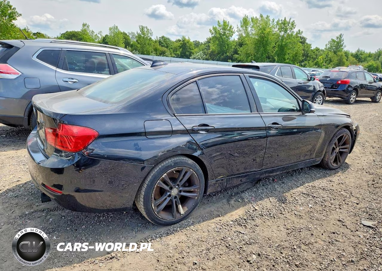 2013 BMW 335 Xi VIN:WBA3B9C5XDF585043 - 3