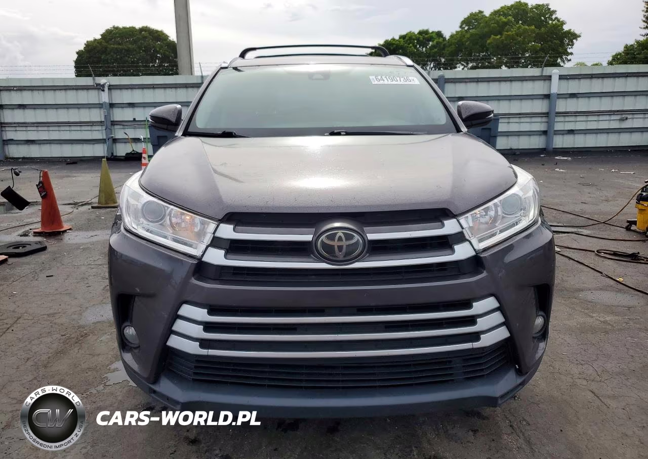 2019 Toyota Highlander Xle VIN:5TDKZRFHXKS557062 - 5