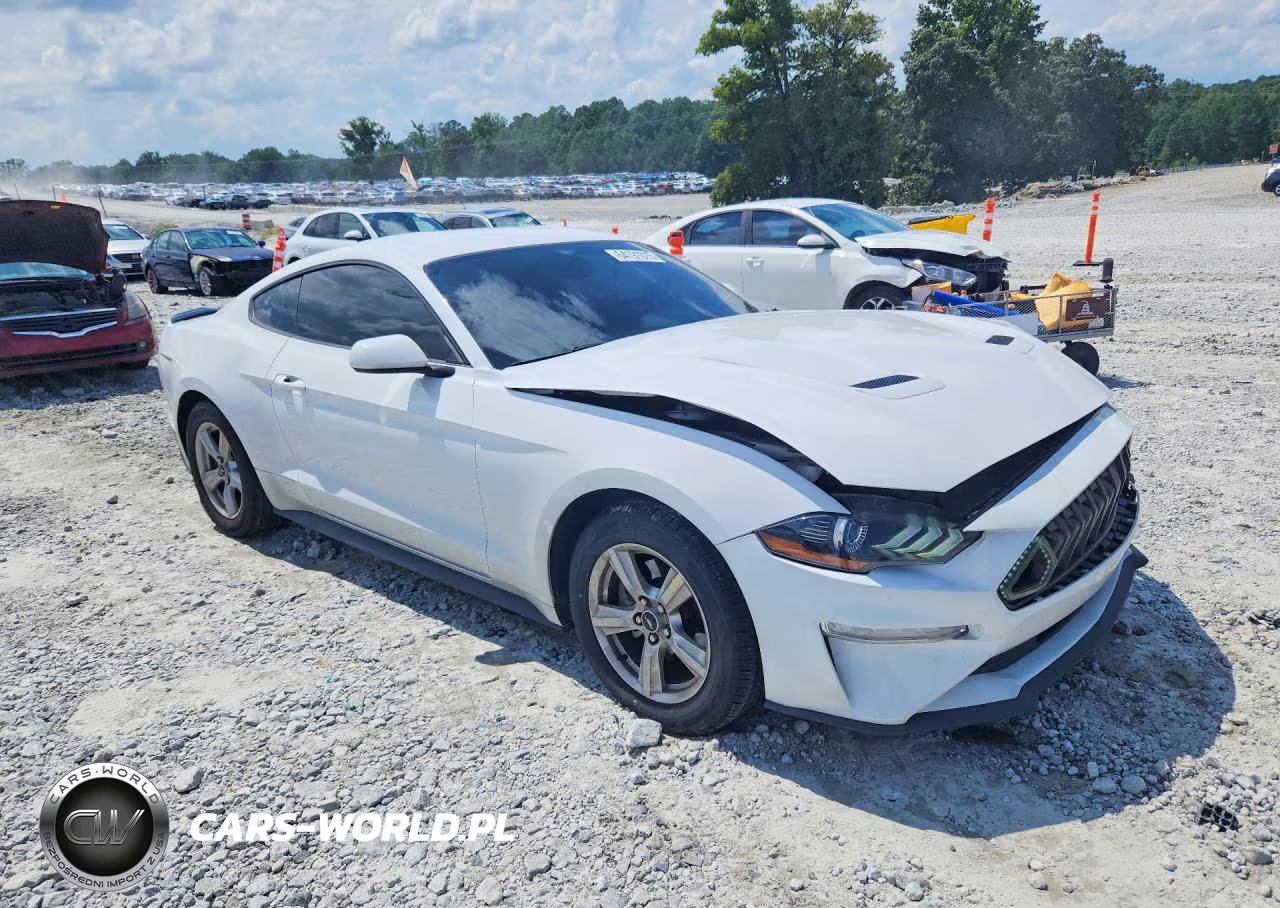 2018 Ford Mustang VIN:1FA6P8TH3J5106426 - 4