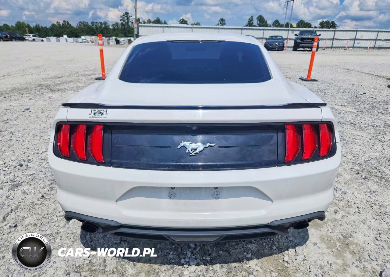 2018 Ford Mustang VIN:1FA6P8TH3J5106426 - 6