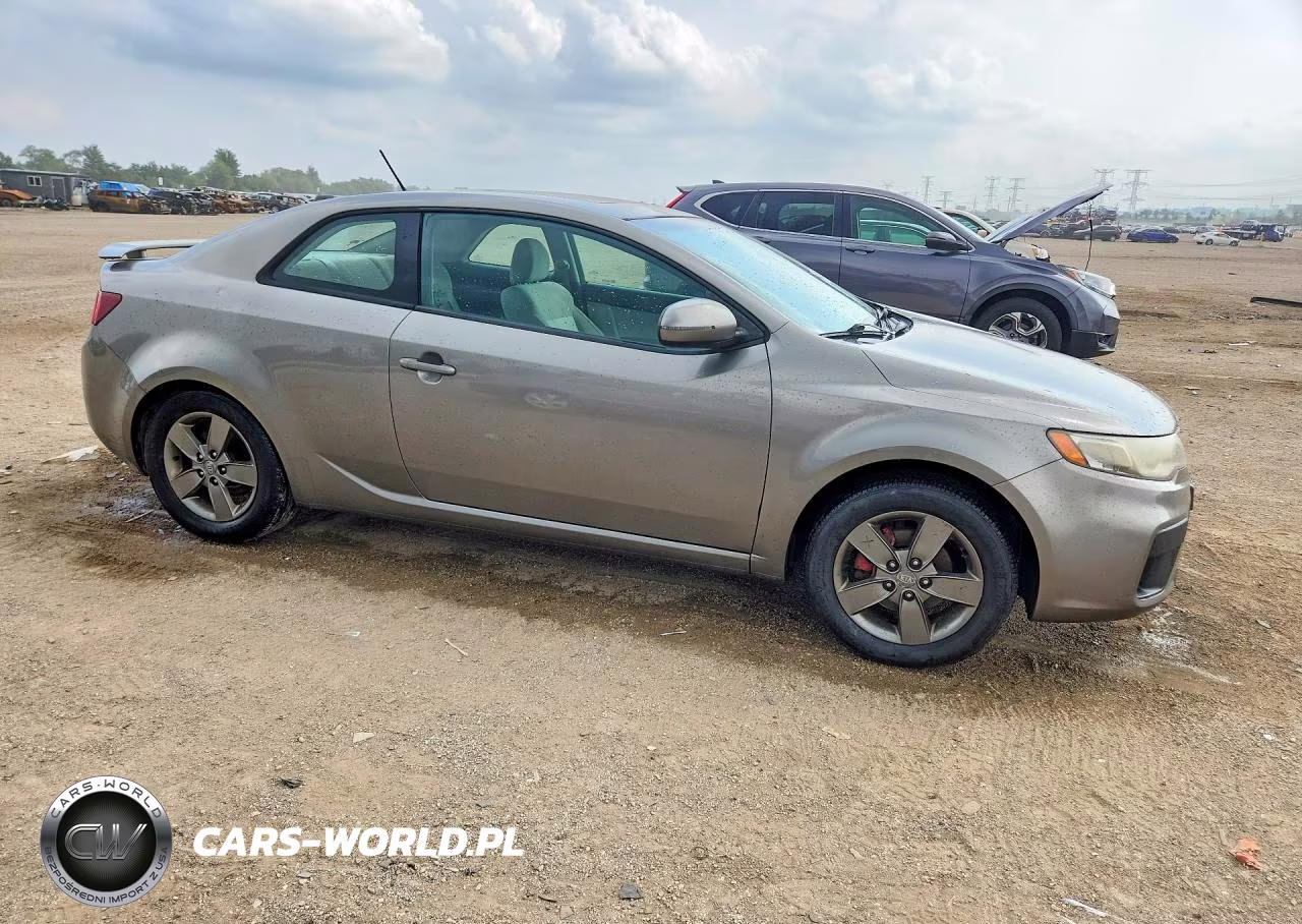 2011 Kia Forte Koup Ex VIN:KNAFU6A2XB5403553 - 4