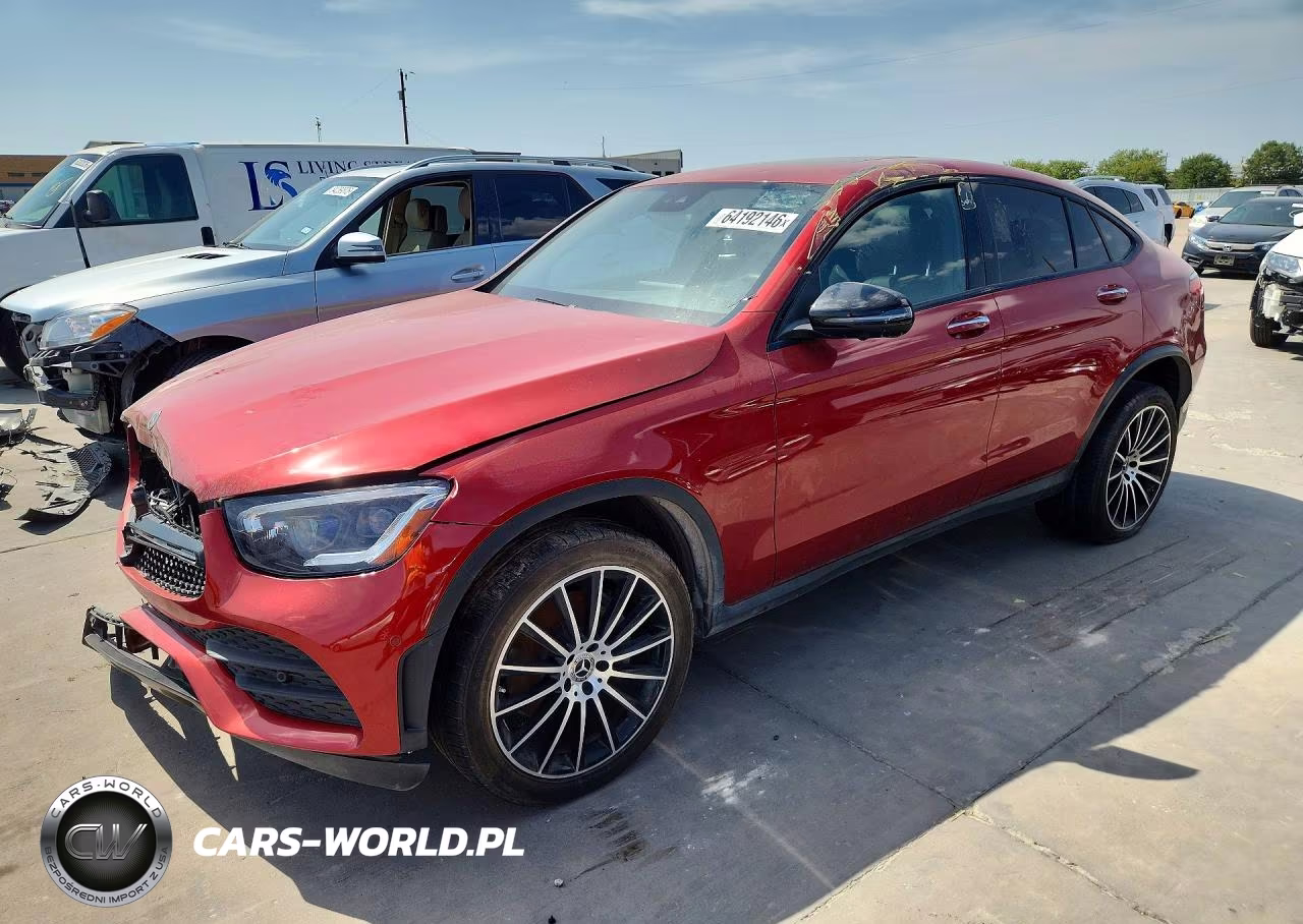 2021 Mercedes-Benz Glc Coupe 300 4Matic – zdjęcie 1 z 12