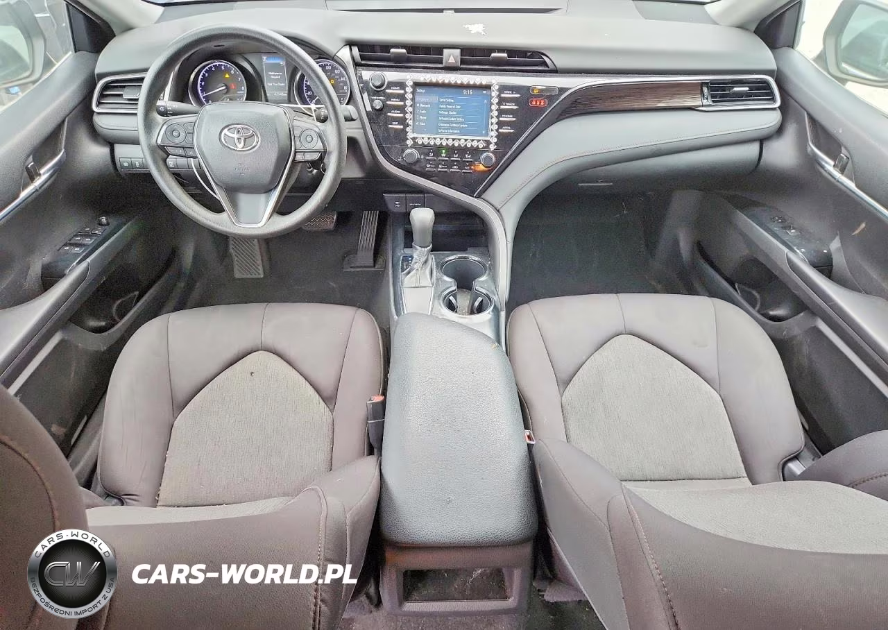 2019 Toyota Camry Le VIN:4T1B11HK3KU288976 - 8