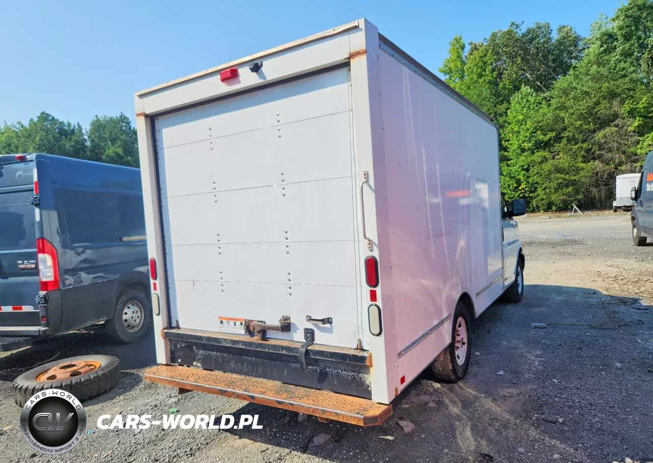 2019 GMC Savana Box Truck VIN:1GDY7RFP3K1332191 - 3