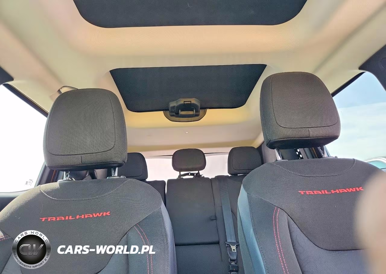 2016 Jeep Renegade Trailhawk VIN:ZACCJBCT1GPE18535 - 10