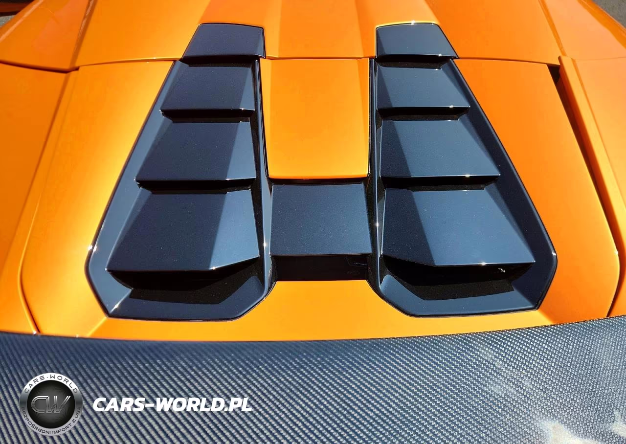 2017 Lamborghini Huracan VIN:ZHWUR1ZF2HLA05614 - 11