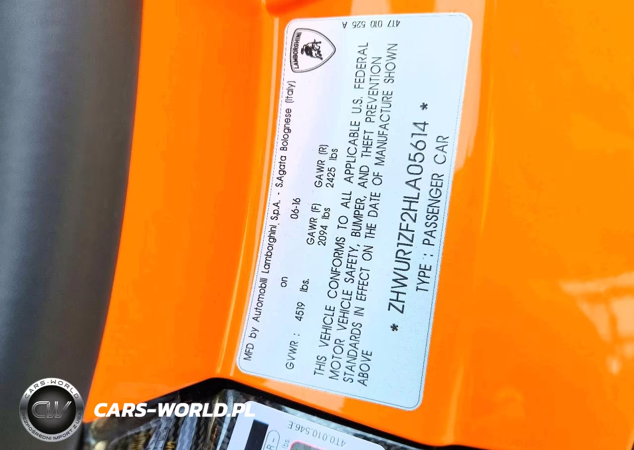 2017 Lamborghini Huracan VIN:ZHWUR1ZF2HLA05614 - 12
