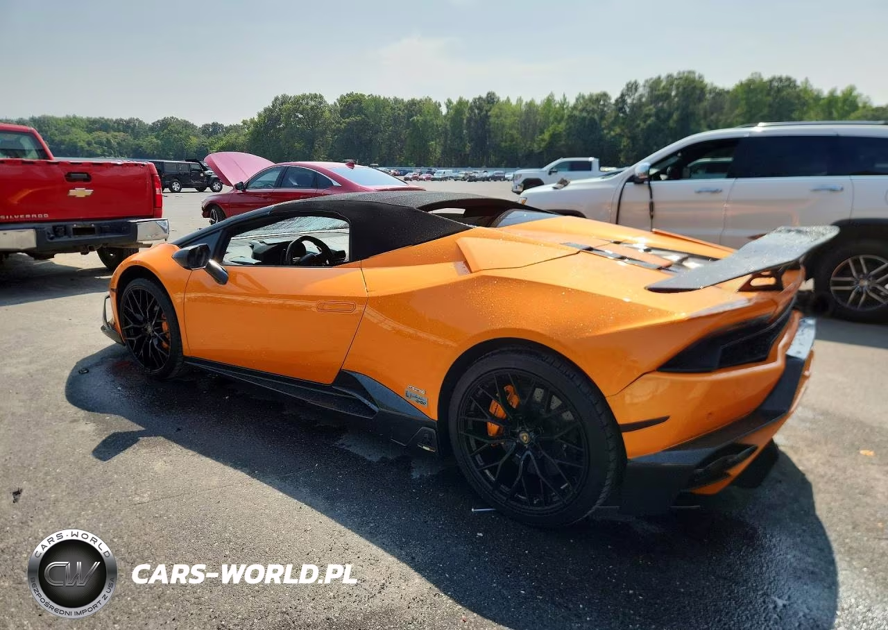 2017 Lamborghini Huracan VIN:ZHWUR1ZF2HLA05614 - 2