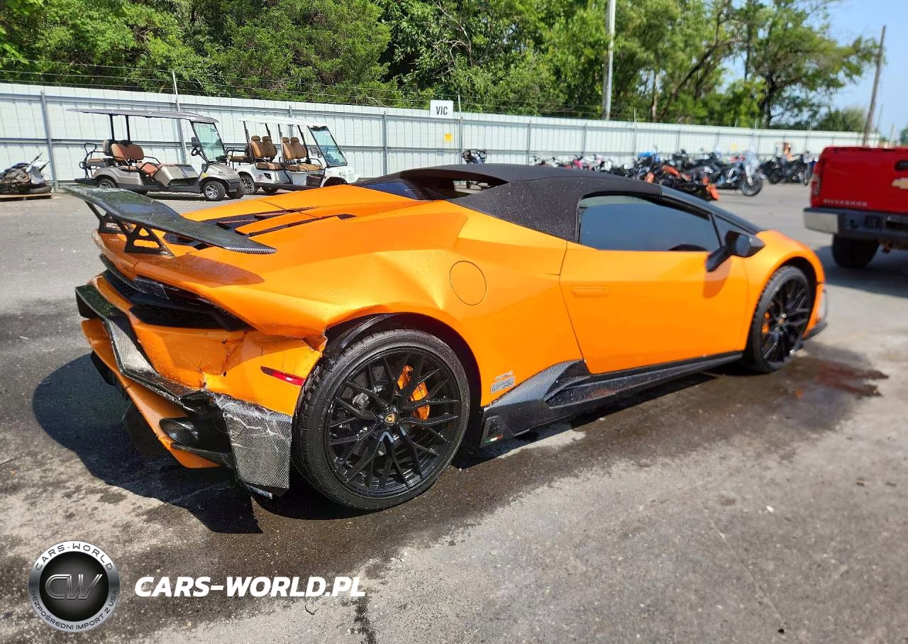 2017 Lamborghini Huracan VIN:ZHWUR1ZF2HLA05614 - 3