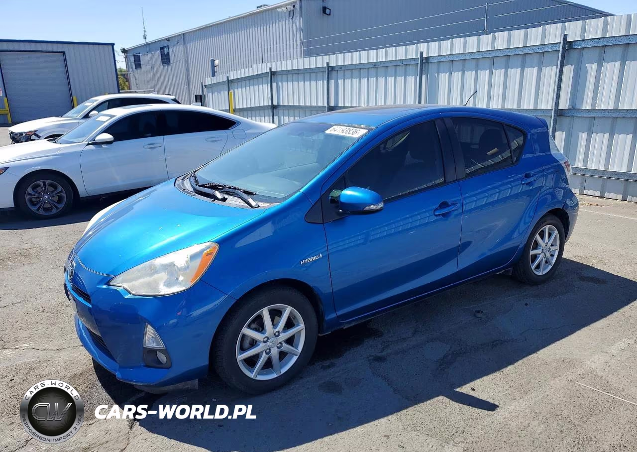 2012 Toyota Prius C Four – zdjęcie 1 z 12