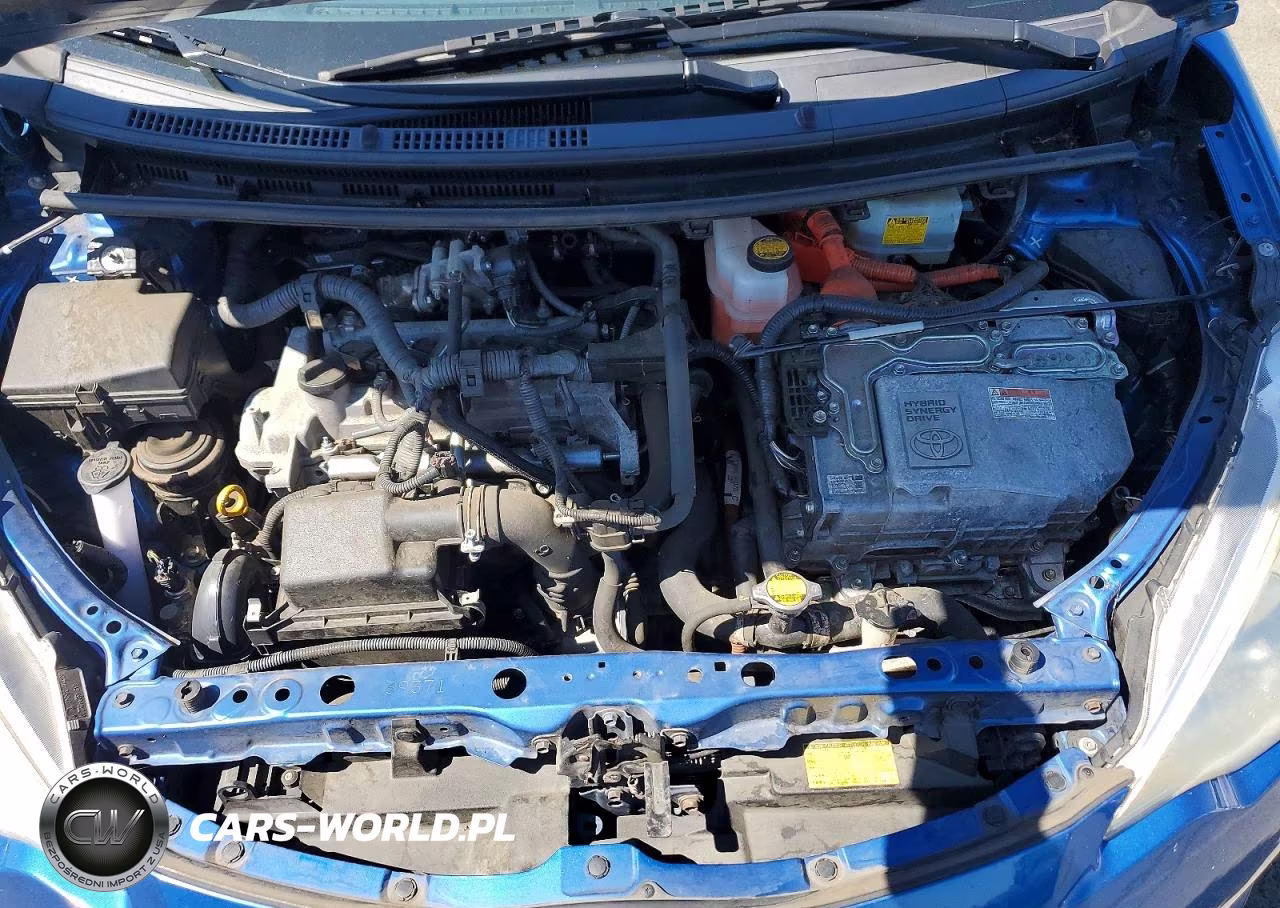 2012 Toyota Prius C Four VIN:JTDKDTB35C1013900 - 11