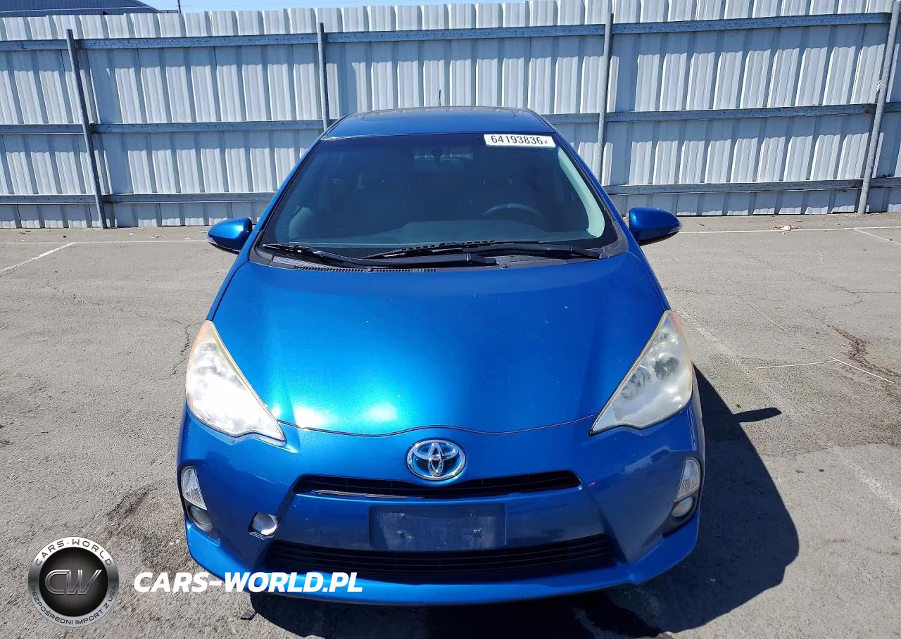 2012 Toyota Prius C Four VIN:JTDKDTB35C1013900 - 5
