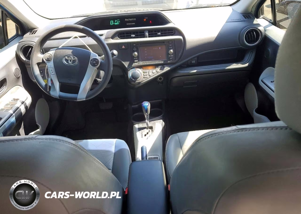 2012 Toyota Prius C Four VIN:JTDKDTB35C1013900 - 8