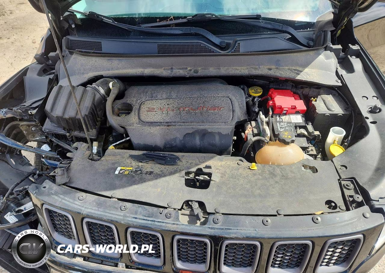 2019 Jeep Compass Trailhawk VIN:3C4NJDDB3KT754022 - 12