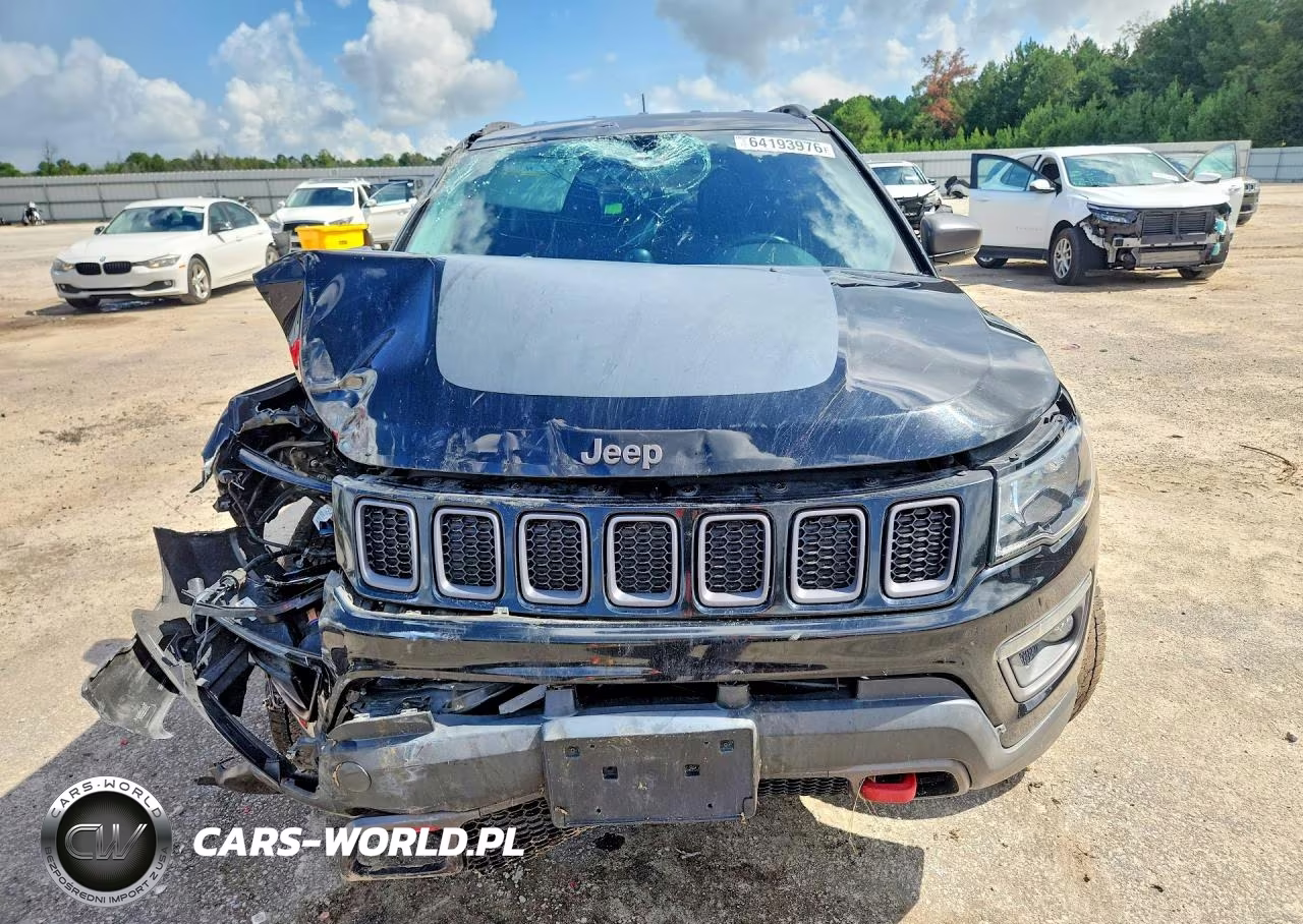 2019 Jeep Compass Trailhawk VIN:3C4NJDDB3KT754022 - 5