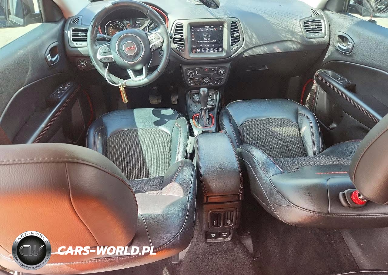 2019 Jeep Compass Trailhawk VIN:3C4NJDDB3KT754022 - 8
