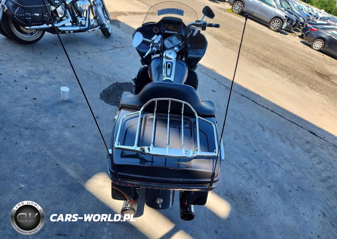 2016 Harley-Davidson Fltruse Cvo Road Glide VIN:1HD1TAN15GB954923 - 6