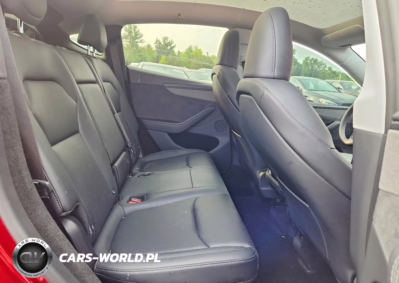 2026 Tesla Model Y VIN:7SAYGDEE9TA455848 - 10