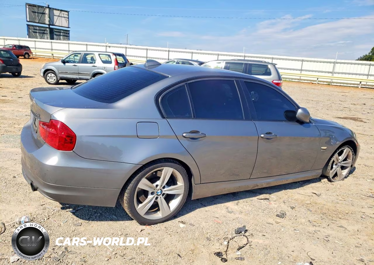 2010 BMW 335 Xi VIN:WBAPL3C54AA408878 - 3