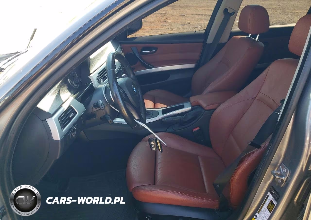 2010 BMW 335 Xi VIN:WBAPL3C54AA408878 - 7