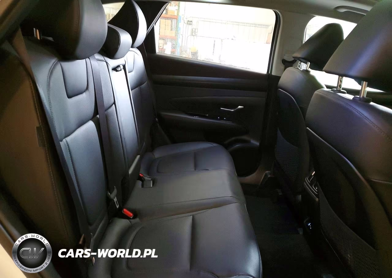 2025 Hyundai Tucson Limited VIN:KM8JEDD13SU381222 - 11