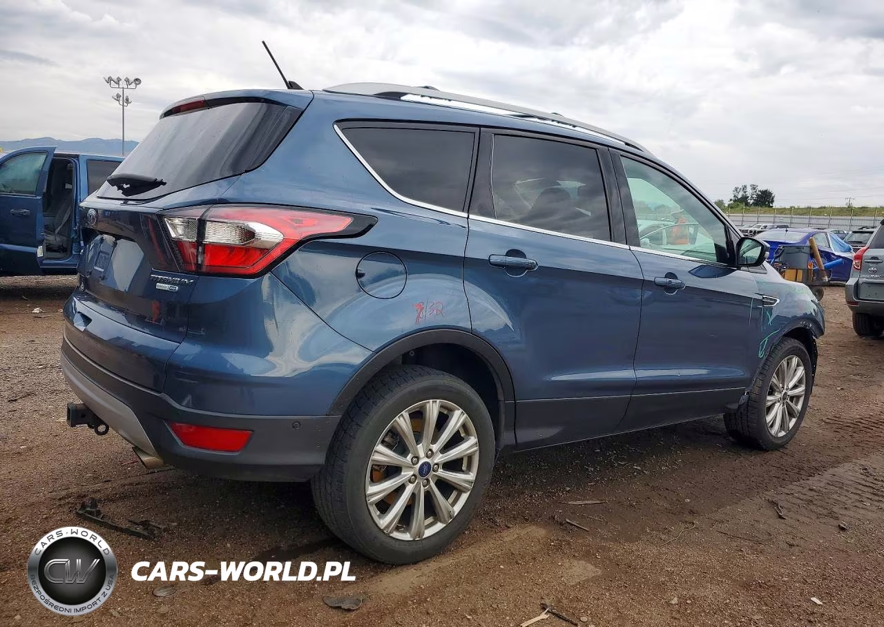 2018 Ford Escape Titanium VIN:1FMCU9J91JUA09881 - 3