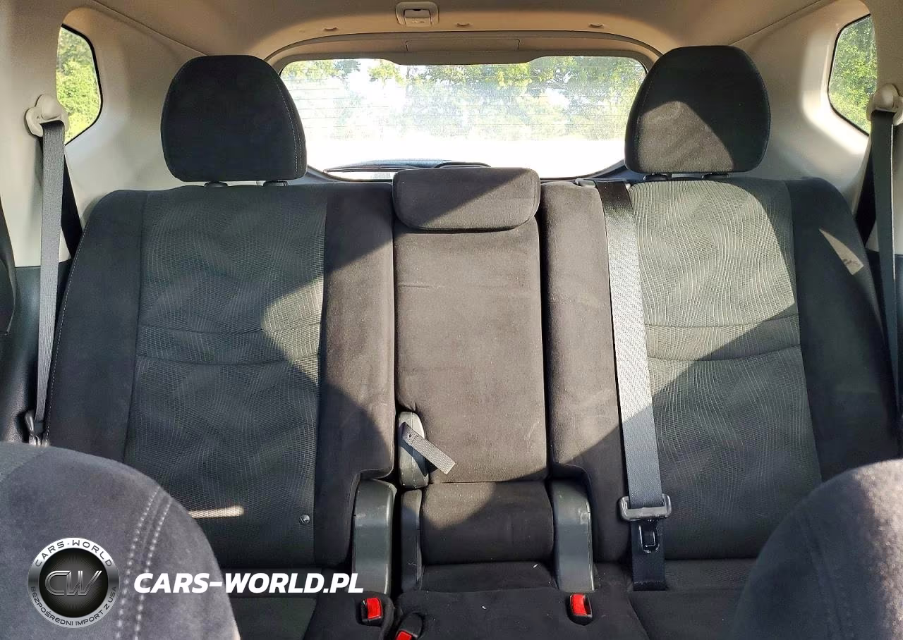 2015 Nissan Rogue S VIN:5N1AT2MV2FC759071 - 10