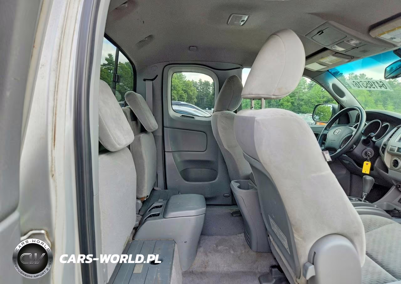 2008 Toyota Tacoma VIN:5TEUU42N09Z616476 - 10