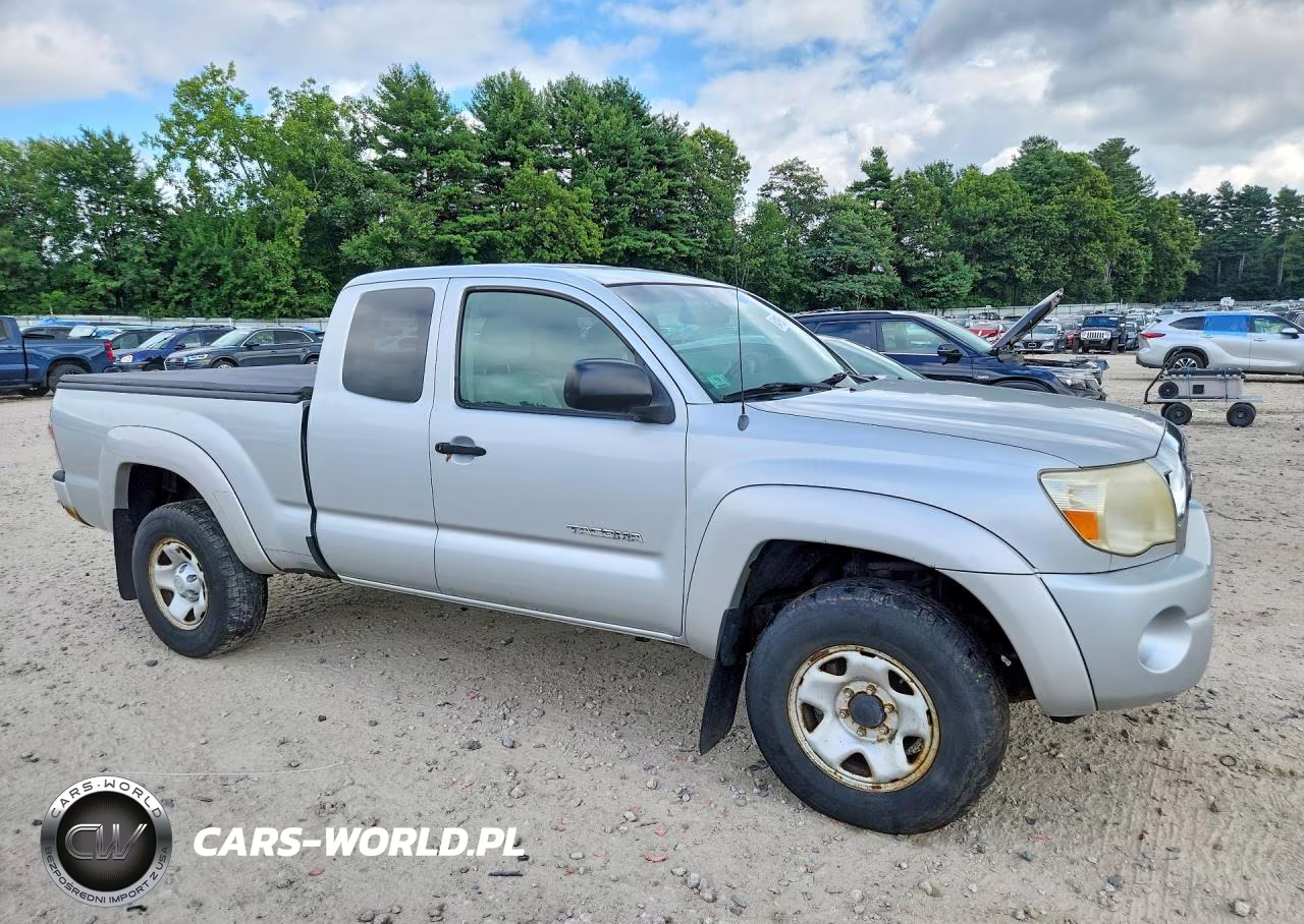 2008 Toyota Tacoma VIN:5TEUU42N09Z616476 - 4