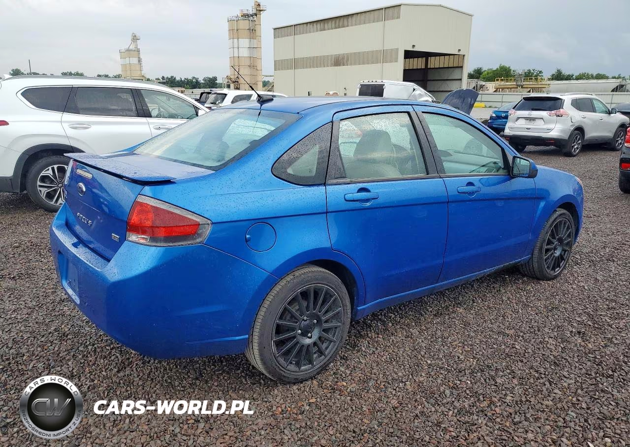 2010 Ford Focus Ses VIN:1FAHP3GN0AW190498 - 3