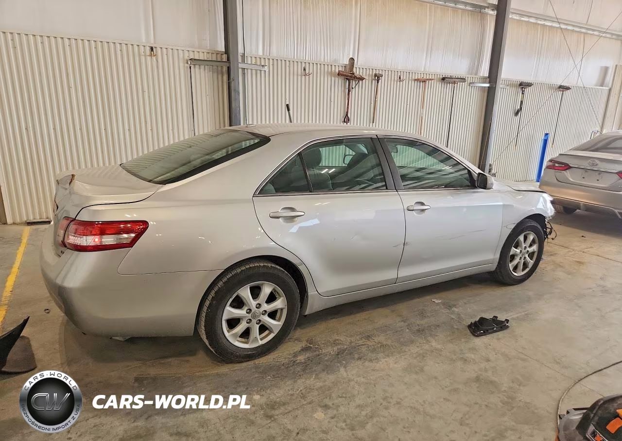 2010 Toyota Camry Le VIN:4T4BF3EK8AR064107 - 3