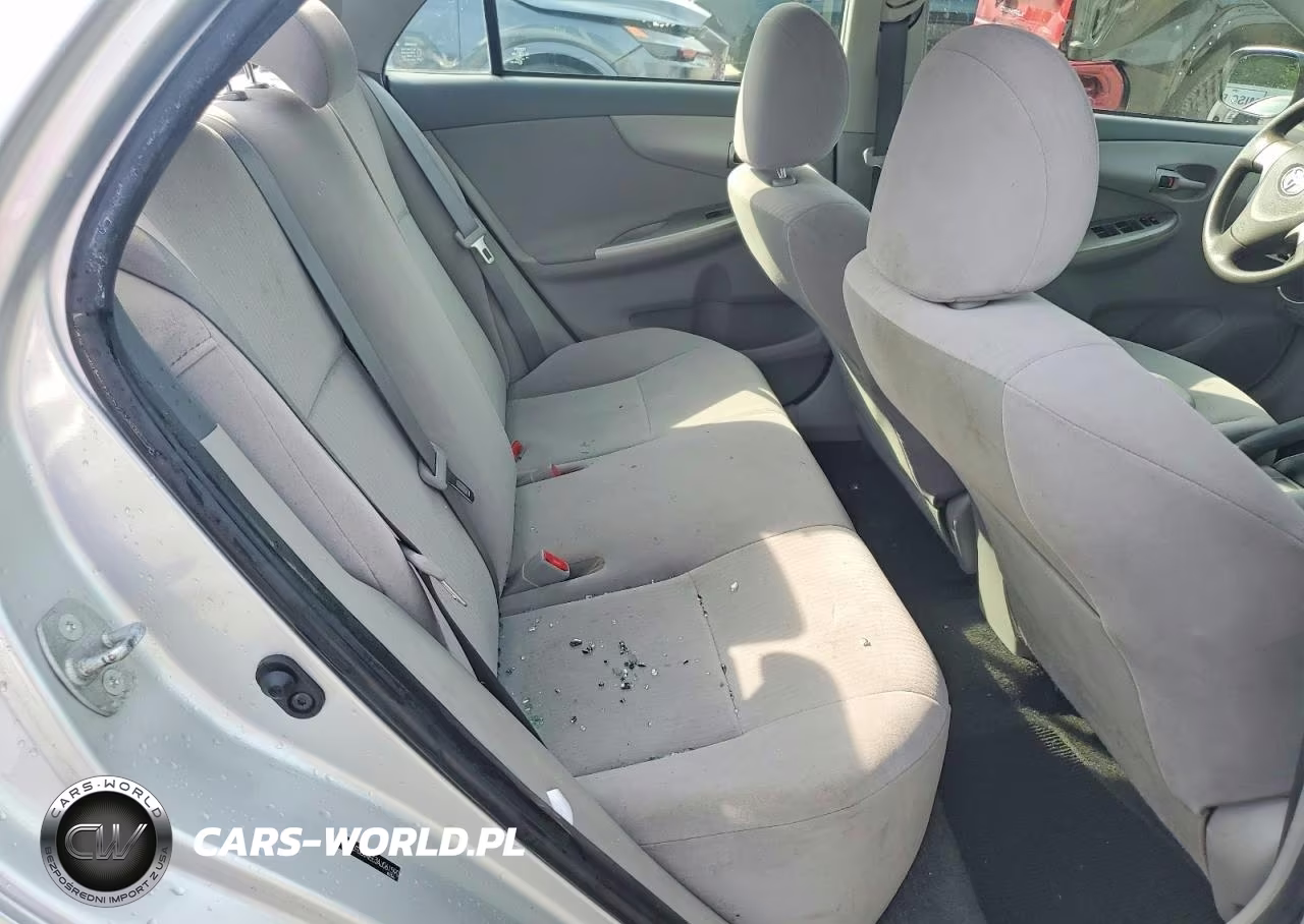 2010 Toyota Corolla Le VIN:JTDBU4EE3AJ061590 - 10