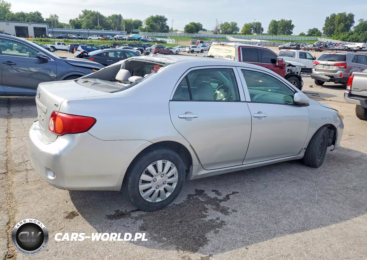 2010 Toyota Corolla Le VIN:JTDBU4EE3AJ061590 - 3