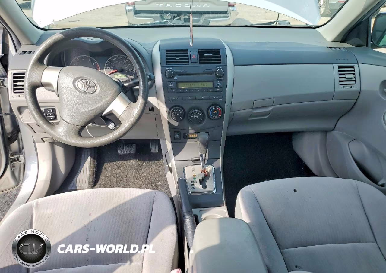 2010 Toyota Corolla Le VIN:JTDBU4EE3AJ061590 - 8