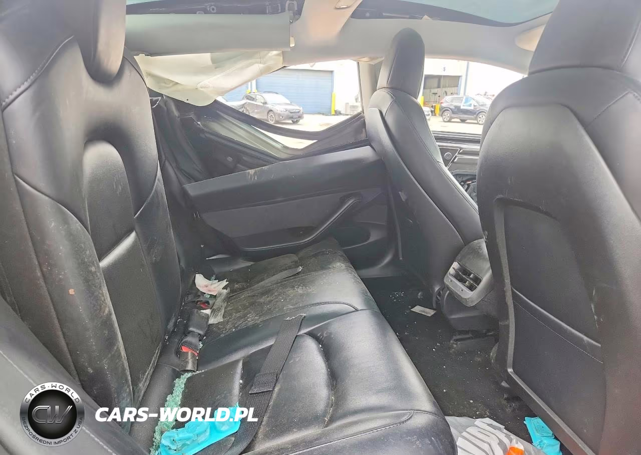 2018 Tesla Model 3 VIN:5YJ3E1EA0JF151980 - 10