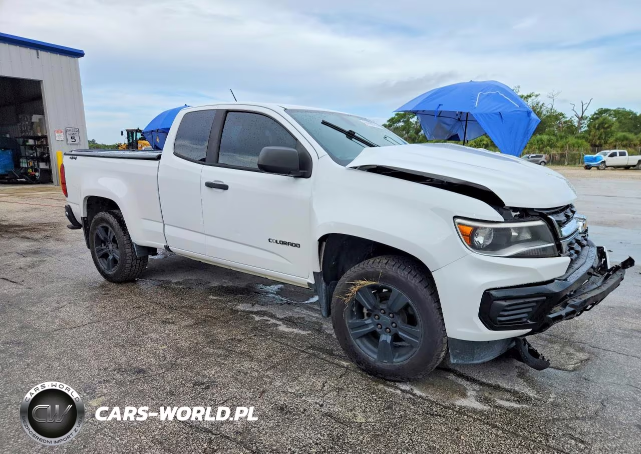 2021 Chevrolet Colorado VIN:1GCHTBEN5M1138790 - 4