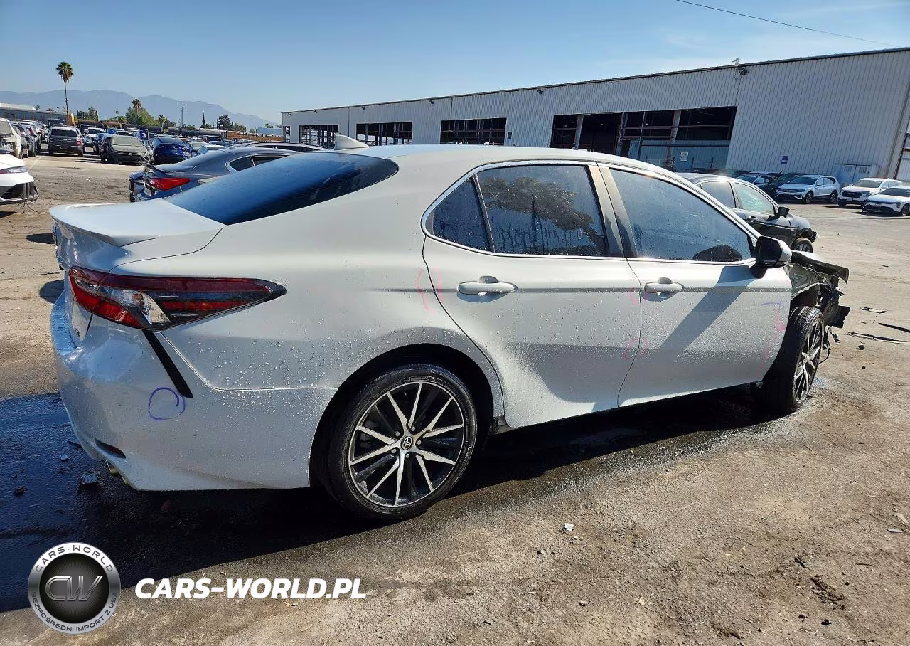 2022 Toyota Camry Se VIN:4T1T11AK5NU002046 - 3