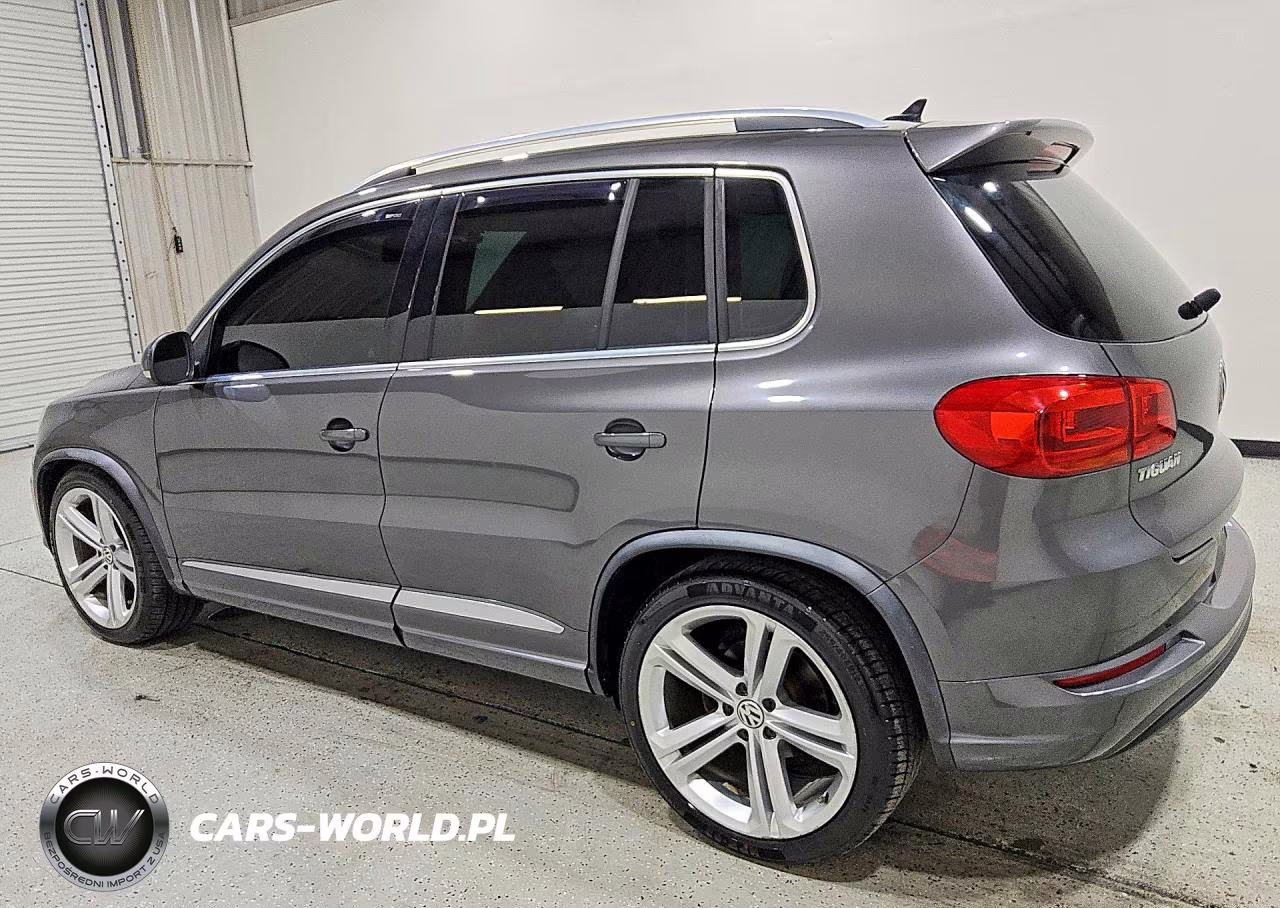 2016 Volkswagen Tiguan S VIN:WVGAV7AX0GW083927 - 2