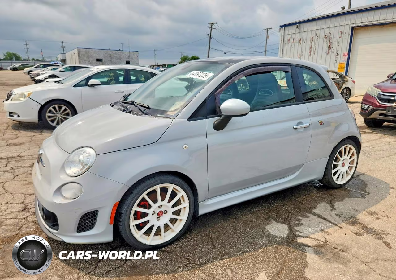 2016 Fiat 500 Abarth – zdjęcie 1 z 12