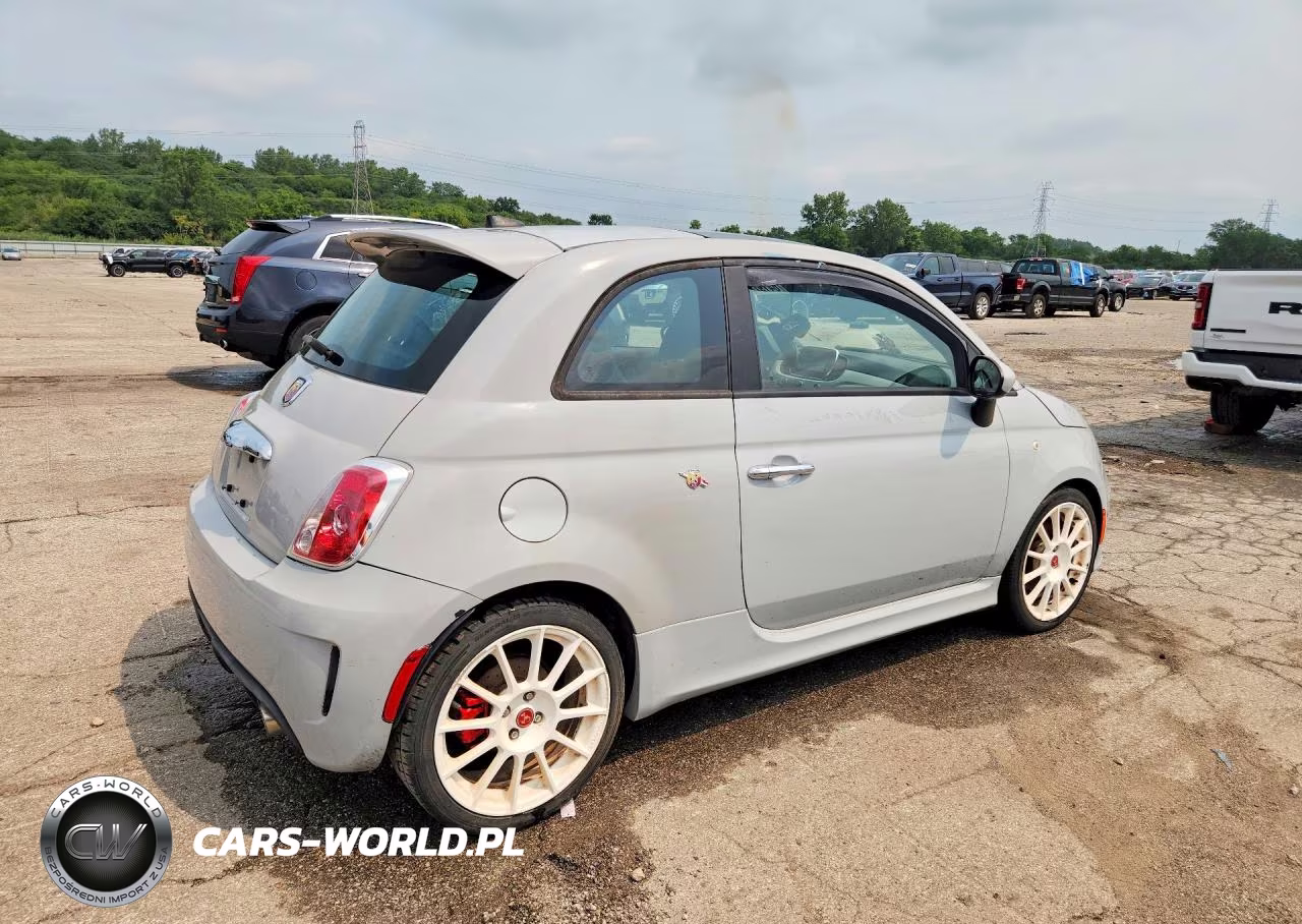 2016 Fiat 500 Abarth VIN:3C3CFFFH3GT184461 - 3