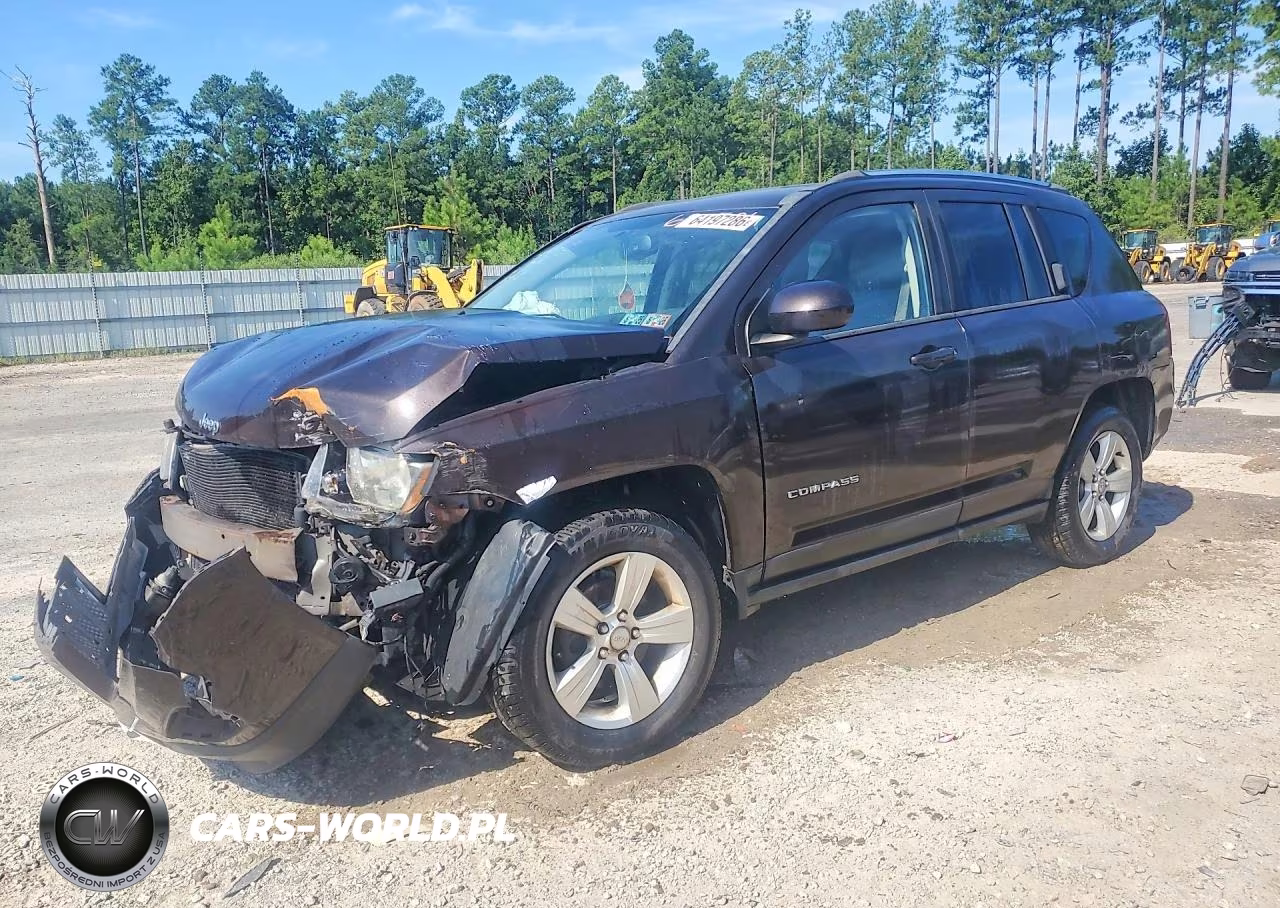 2014 Jeep Compass Latitude – zdjęcie 1 z 13
