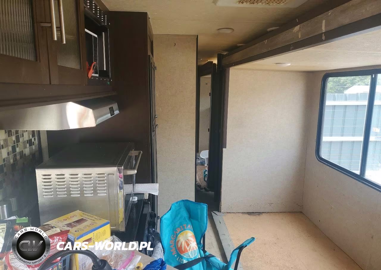 2018 Forest River Patriot Camper VIN:4X4TCKF24JX129242 - 6